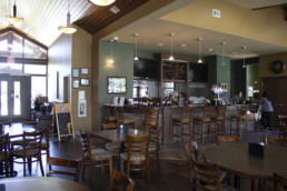 bar and dining room at The Grill at The Links at Spruce Grove